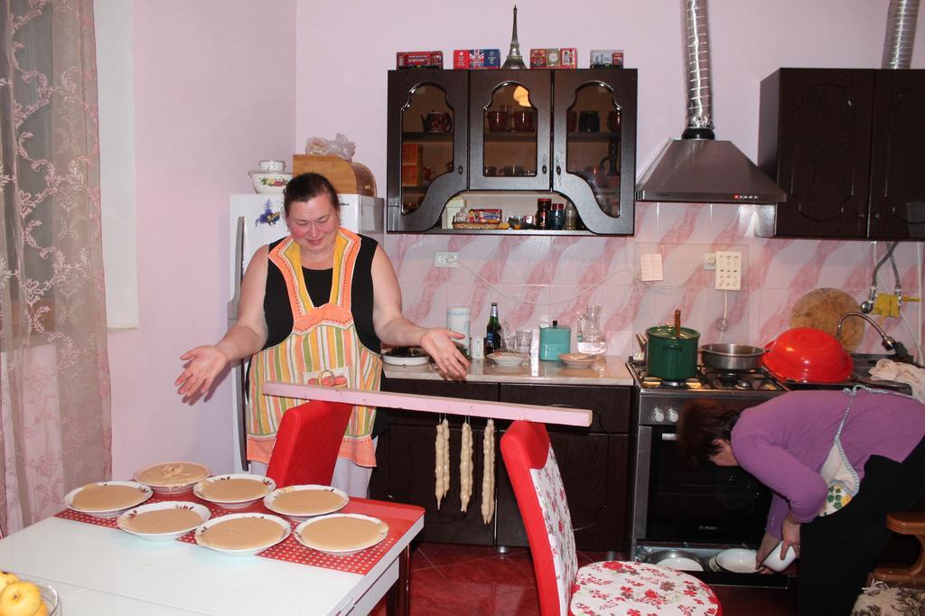 Guesthouse Medea On Pushkini 4 Kutaisi Exteriér fotografie